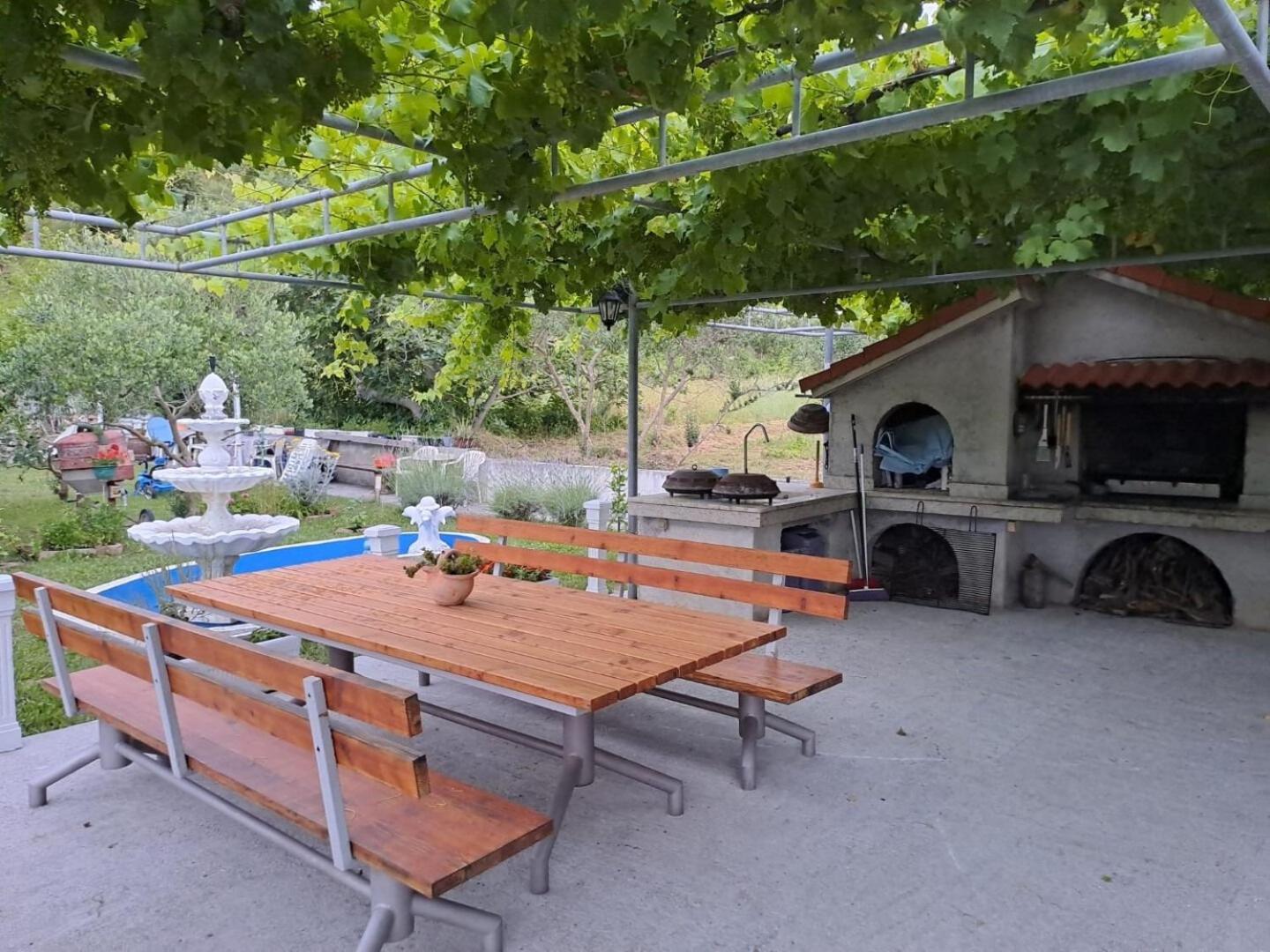 Apartments Mig - With Beautiful Garden Супетарска-Драга Экстерьер фото